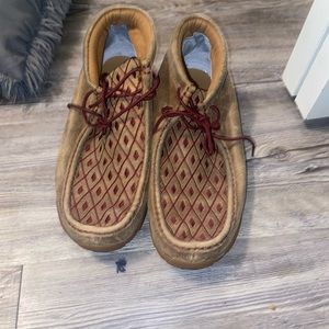 Twisted X Driving Moc